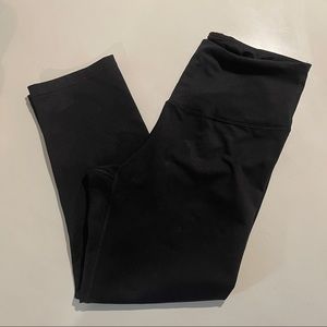 Tall Black Old Navy Capri High Wasted Leggings
